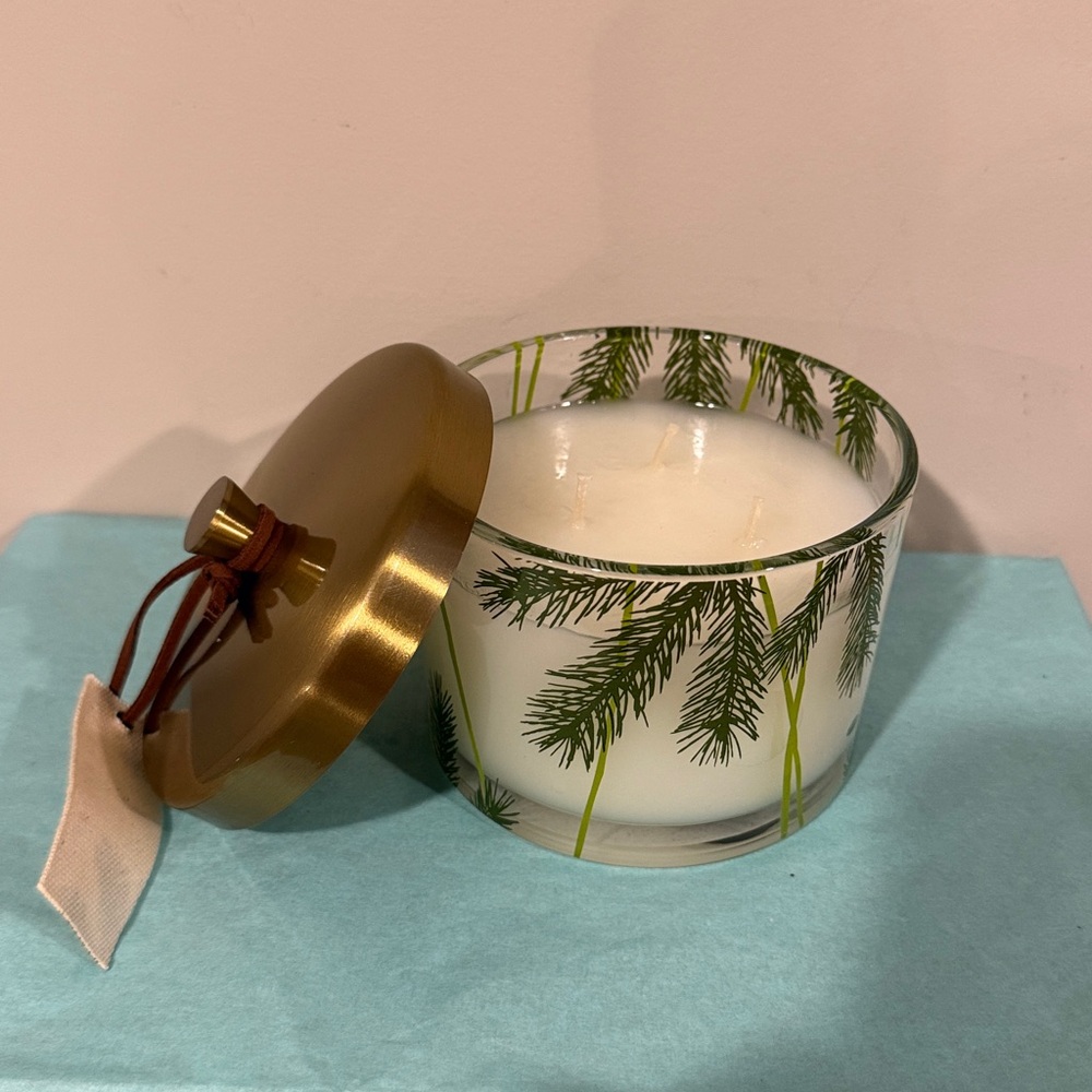 Thymes Heritage Pine Needle CandleFrasier Fir Pine Scent - 11.5 Oz - Frasier Fir - Picture 2 of 5